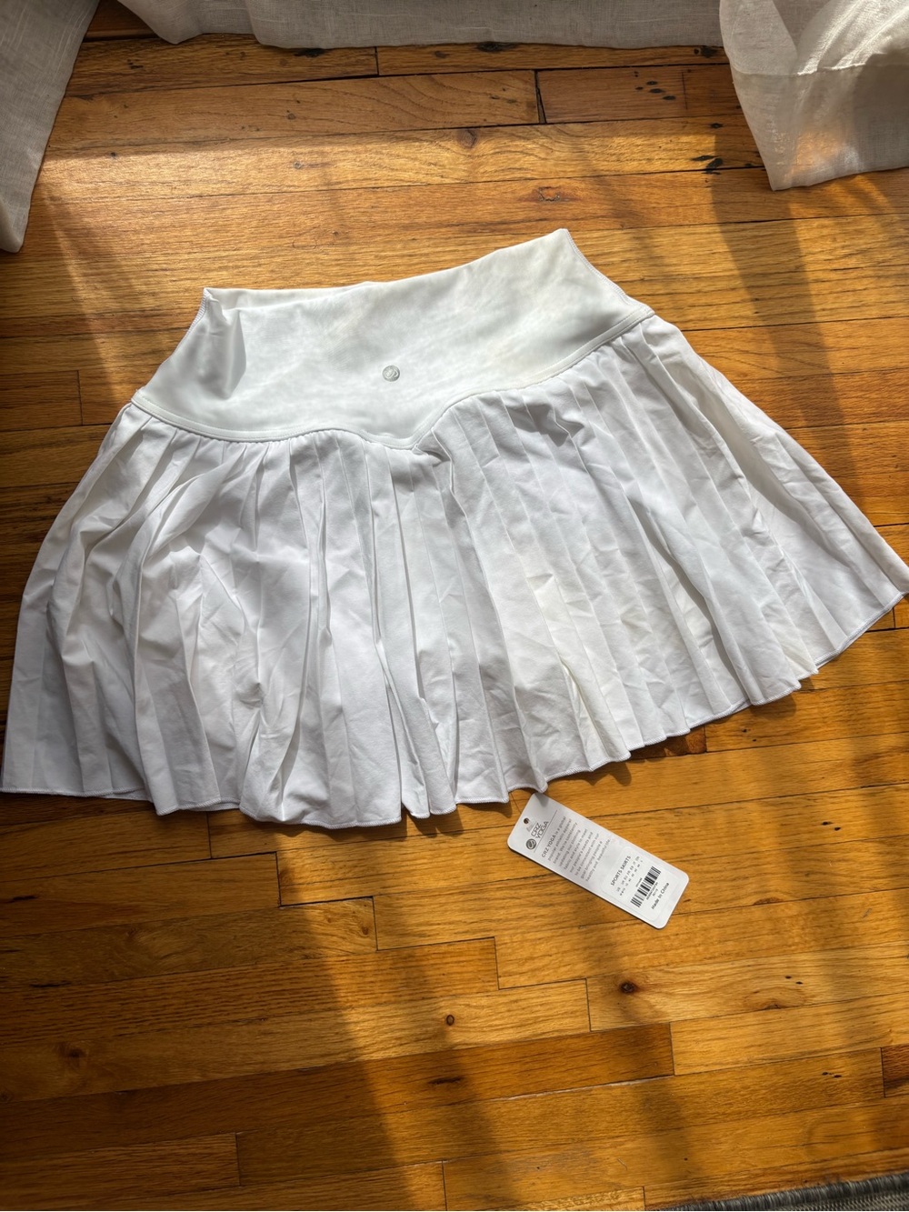 White Pleated Tennis Skirt - CRZ Yoga